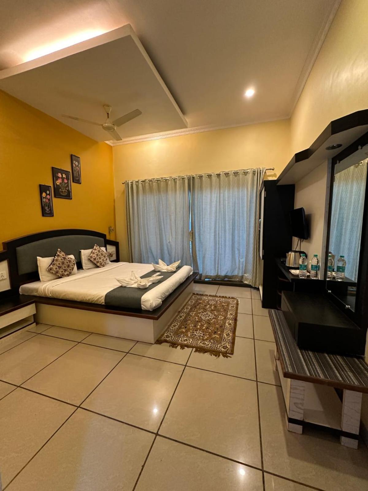 Krishna Valley Resort ماهاباليشوار المظهر الخارجي الصورة