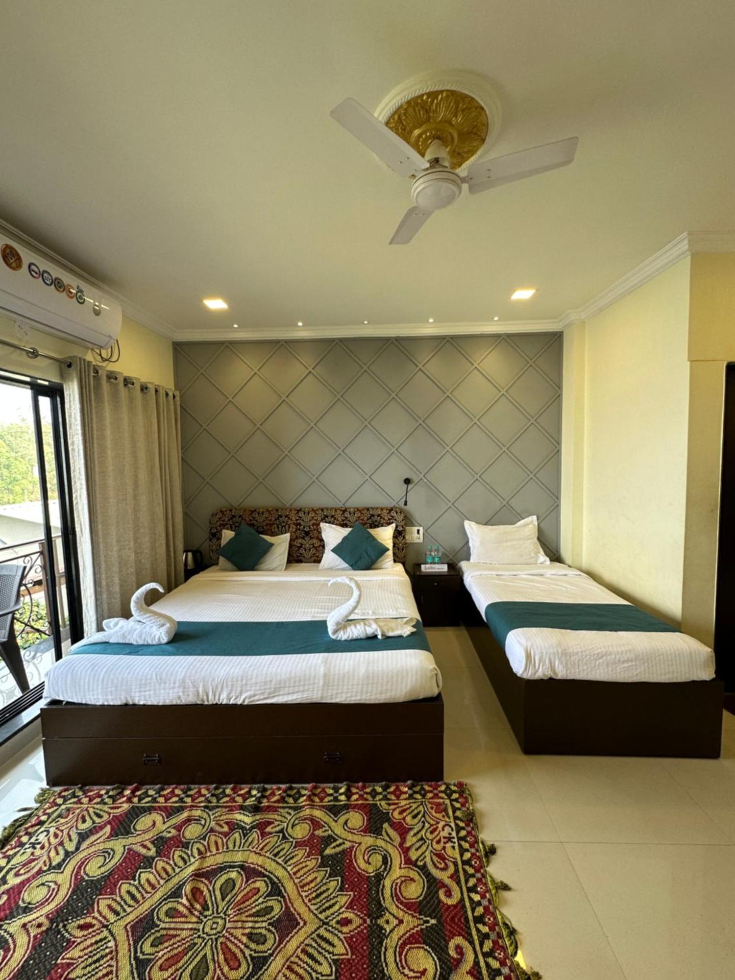 Krishna Valley Resort ماهاباليشوار المظهر الخارجي الصورة